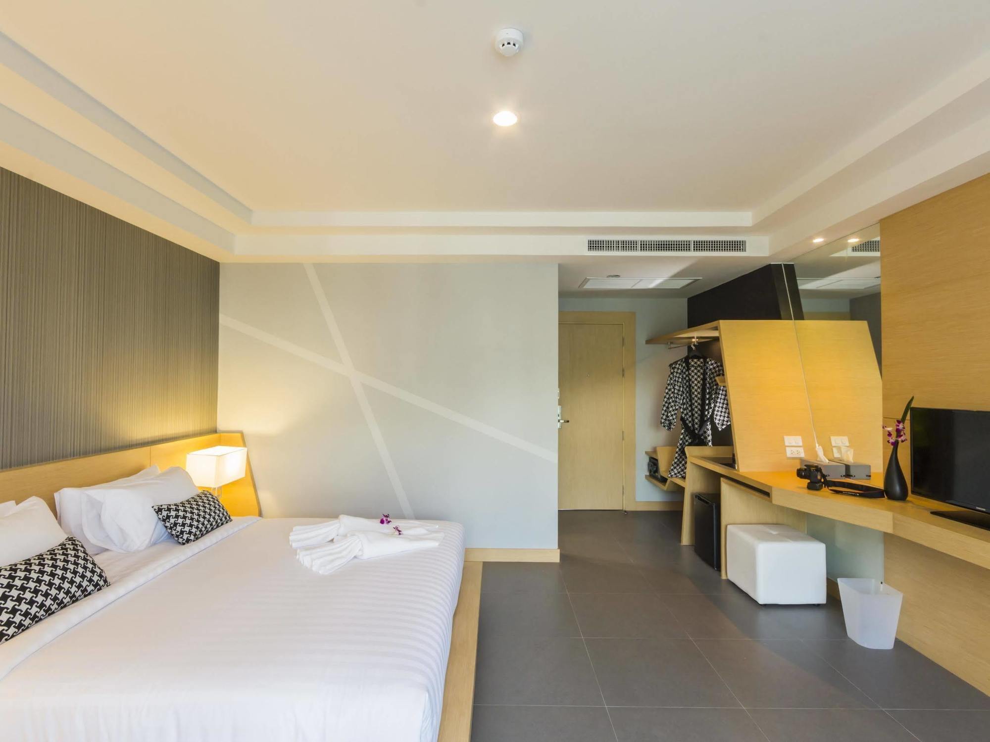 The Capuchin Hotel Krabi, Ao Nang Beach - Sha Plus Exterior photo